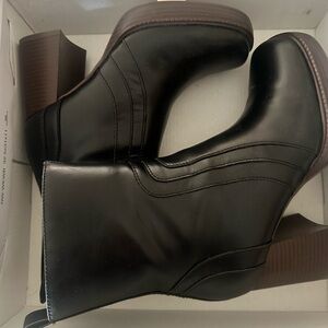 Nine West Black Heeled Boots